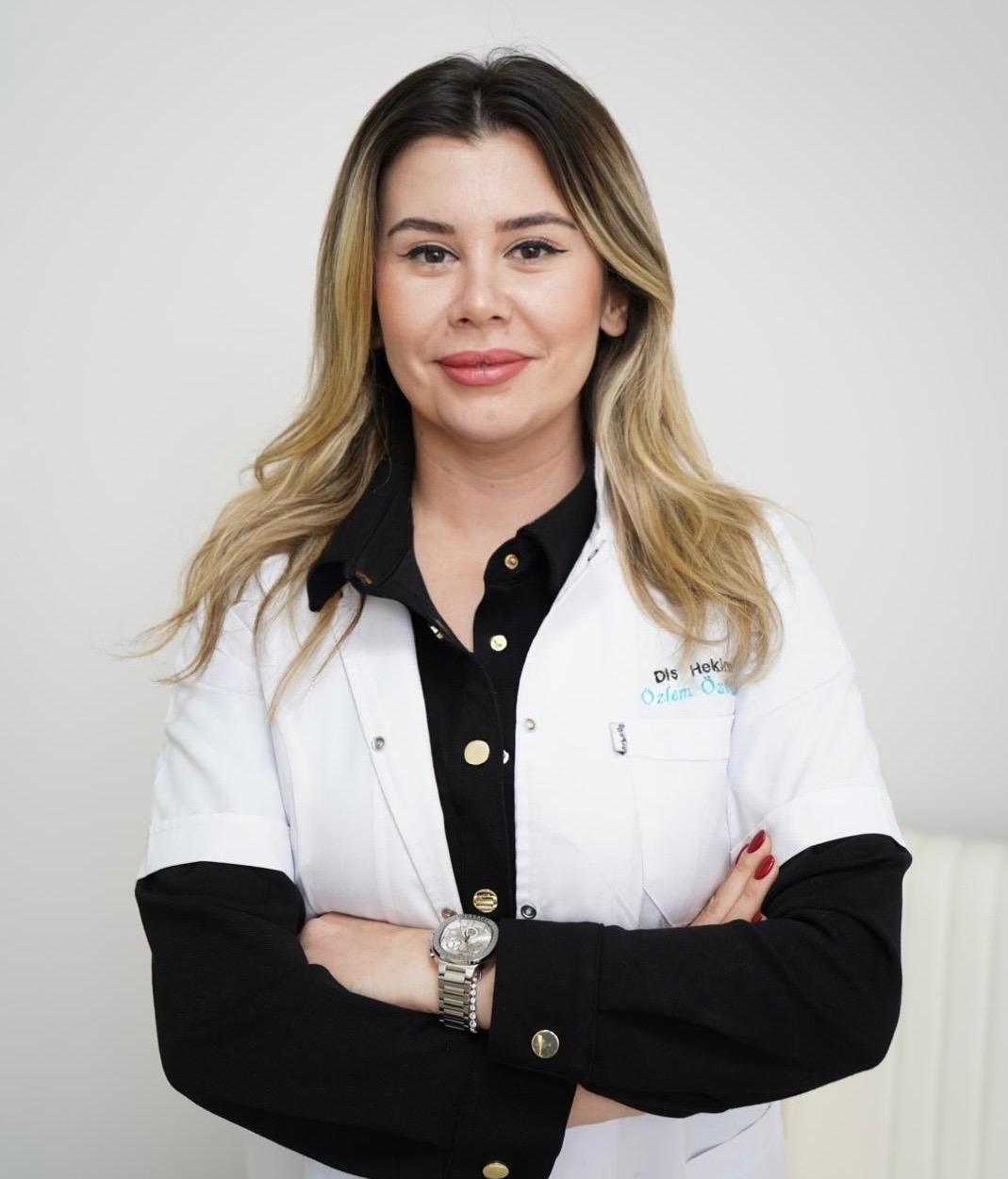 Dt. Özlem Öztürk